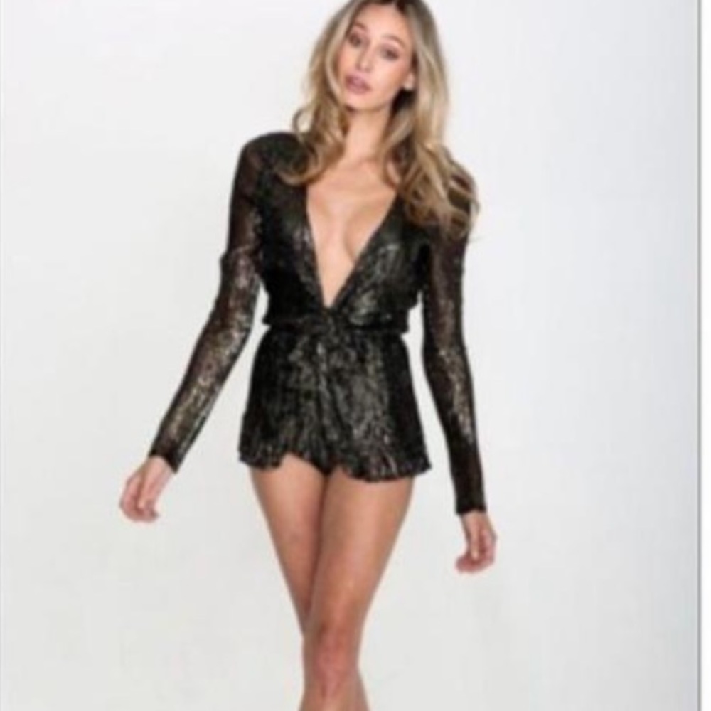 RAGA Fairytale Love Metallic Long Sleeve Romper/Jumpsuit size S NWT - Picture 2 of 15
